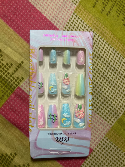 CUTE PREIMIUM NAILS,EASY TO USE,PRESS ON NAILS