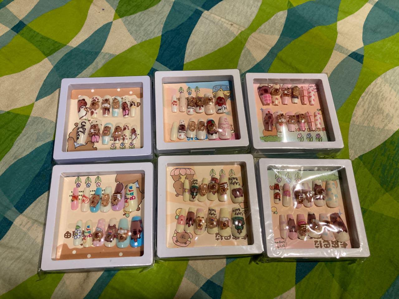 PREIMIUM QUALITY NAILS,LUXURIOUS,EASY TO USE NAILS