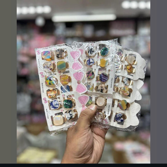 SMALL LUXURIOUS CLUTCHER (RANDOM)