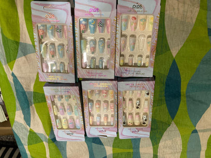 CUTE PREIMIUM NAILS,EASY TO USE,PRESS ON NAILS